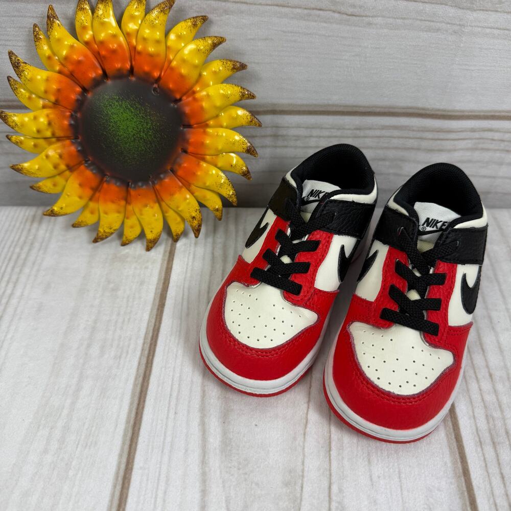 nike dunk low‎ chicago bulls kids sneakers 8C